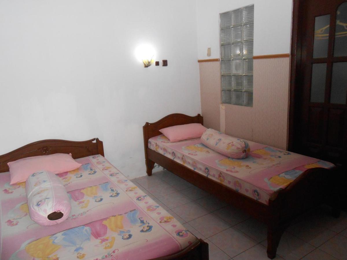 Fortuna Guest House 요그야카르타 외부 사진