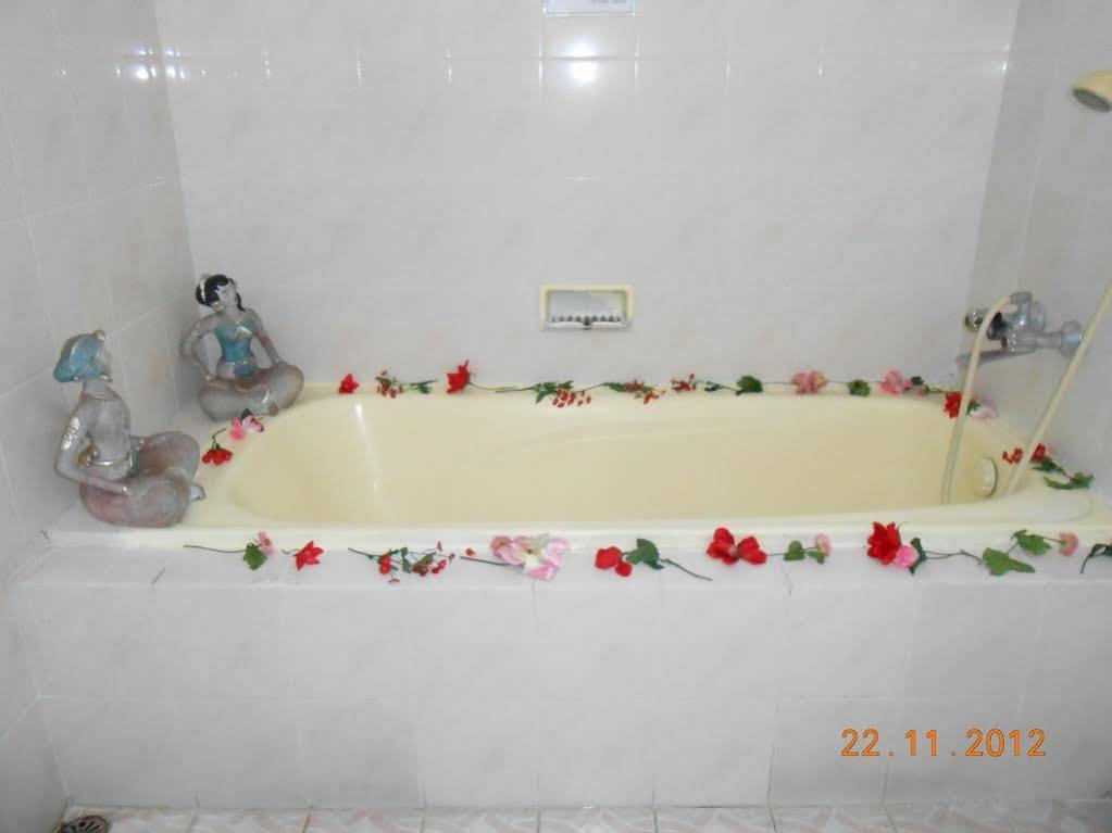 Fortuna Guest House 요그야카르타 외부 사진