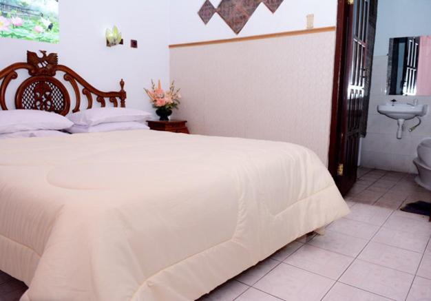 Fortuna Guest House 요그야카르타 외부 사진
