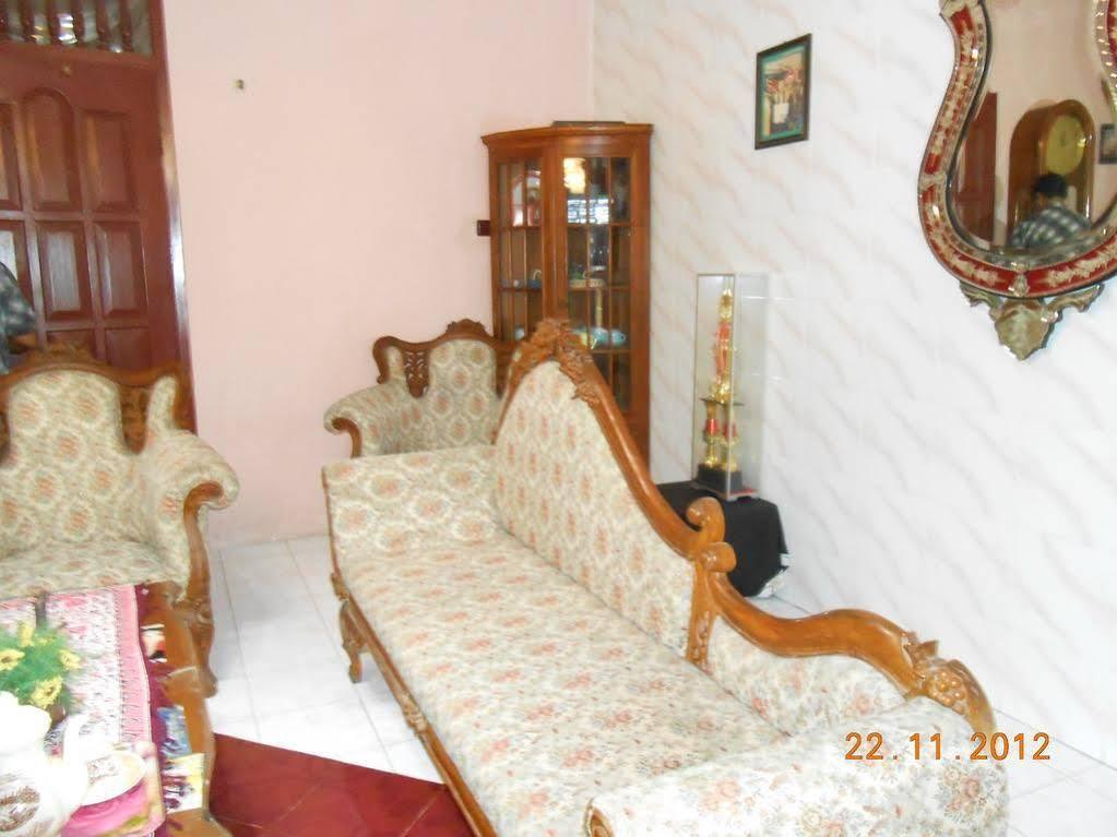 Fortuna Guest House 요그야카르타 외부 사진